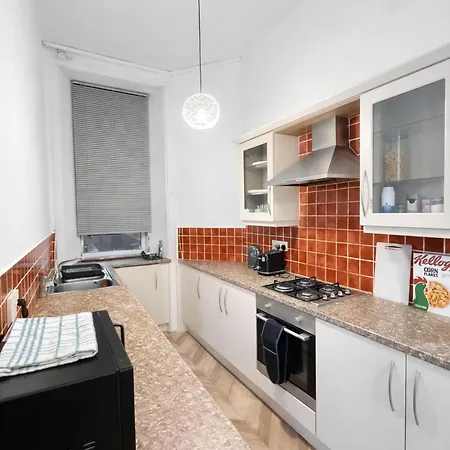 Spacious Easter Road 2br 公寓 爱丁堡