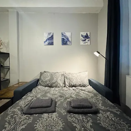 Appartement Stylish Flat In Historic Centre
