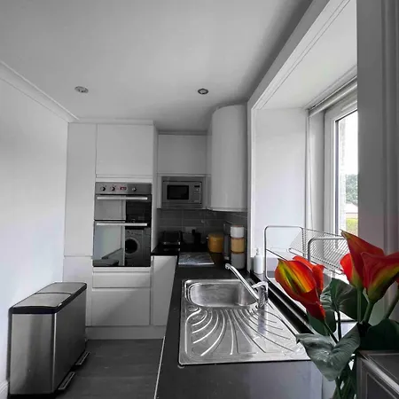 Stylish One Bed * Edinburgh