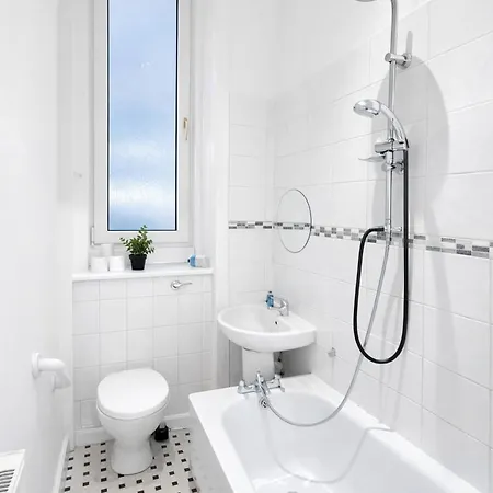 Spacious Easter Road 2br * 爱丁堡