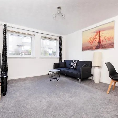 Morningside 2-bedroom - Ground Floor