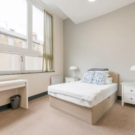 Joivy Meadows Park En-suite דירה