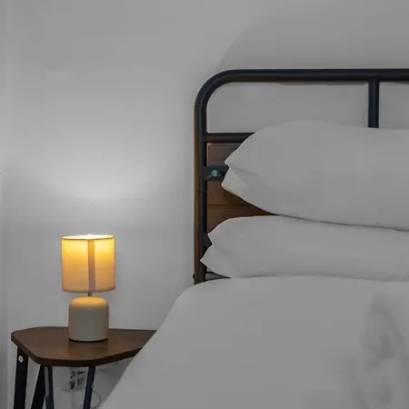 Lägenhet Stylish 1br Urban Stay, Centre