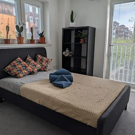 Wonderland Apartment *