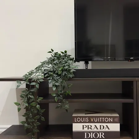 Modern & Cozy In Leith Walk * Edinburg