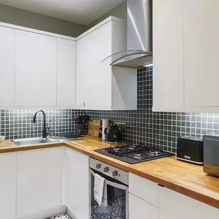 Cosy Stylish Flat - Pass The Keys Апартаменты Эдинбург