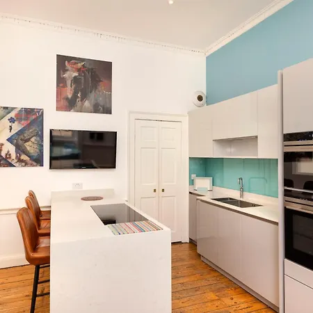 Luxury Family Flat In New Town Эдинбург