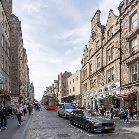 Iconic Royal Mile Apartman *