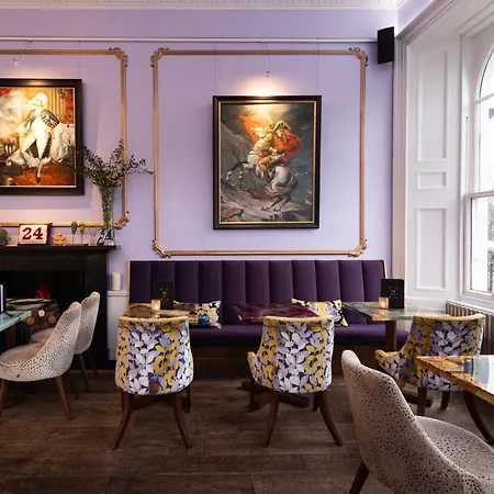 Hotel 24 Royal Terrace 4*