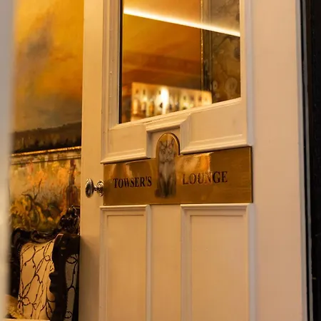 24 Royal Terrace 4* Edinburg