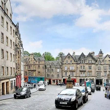 West Bow - Comfy 2 Bed On West Bow Overlooking Grassmarket *