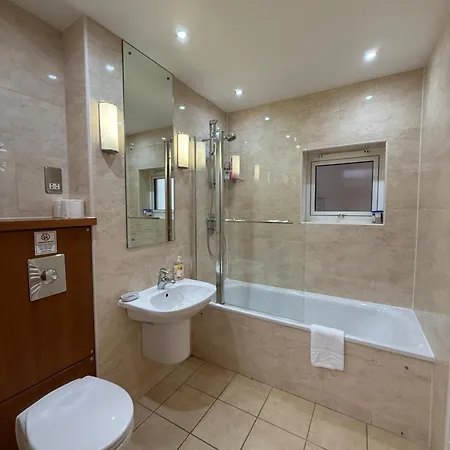 Holyrood With Parking & Lift Access Appartement