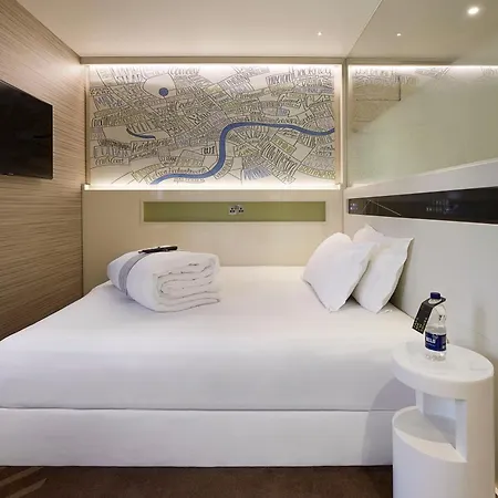 Hub Centre - Rose Street エディンバラ