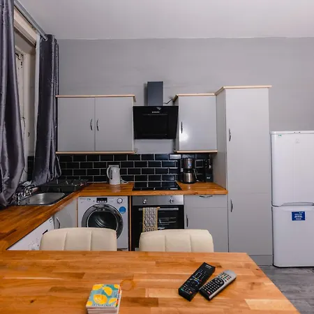 Relaxing 4 Bdrm Εδιμβούργο