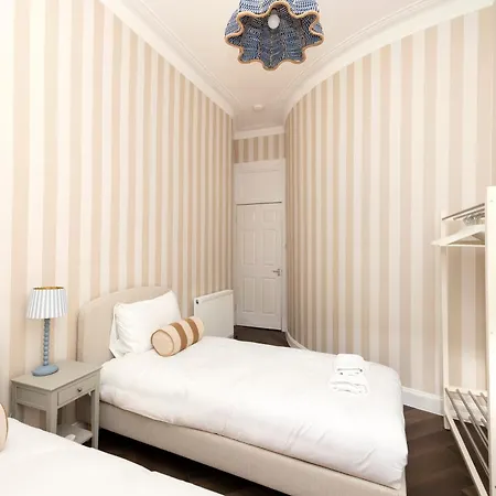 Joivy Family Flat Near Leith Appartement *