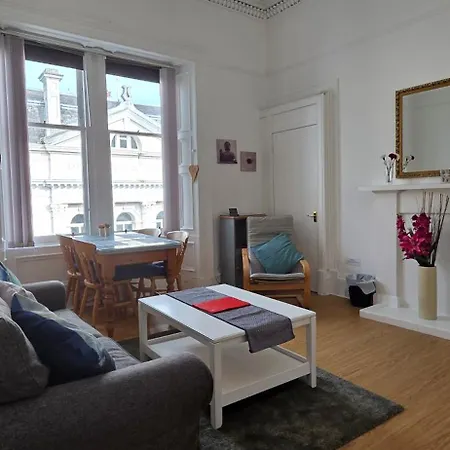 Grindlay Street Residence, 2 Bedroom, 2 Bathroom Close To Castle Apartman *