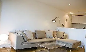 Otel Cloud 9 - Quartermile 4*