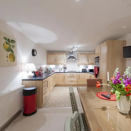 Holiday home 7a - Uk7350