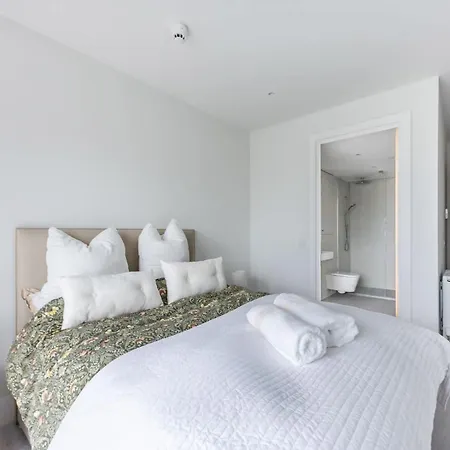 Bnbnova - Royal Mile & Castle - 3br 2ba Penthouse Apartament *