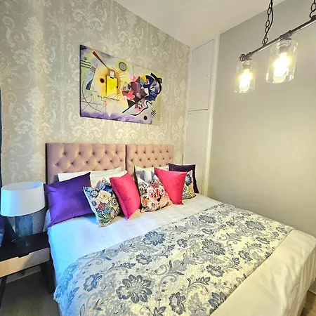 Beautiful 1 Bed Apmt- Stylish And Apartamento *