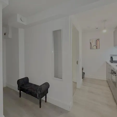 Lothian Ap Apartman