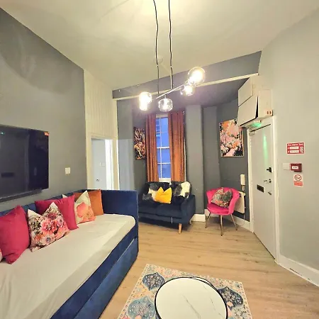 Beautiful 1 Bed Apmt- Stylish And 公寓