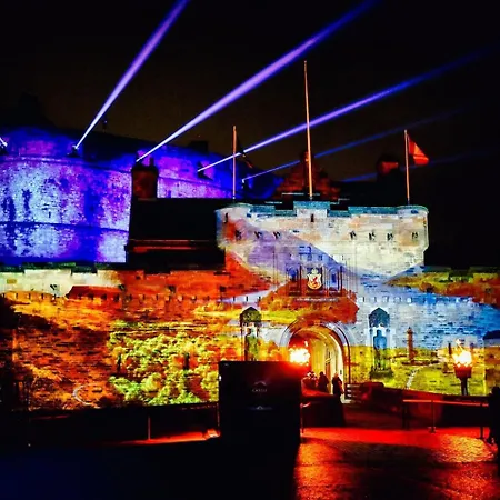 Classical 19th Century Stair - 3 Bedroom Edinburgh