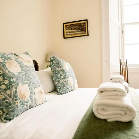 Apartmán 1 Bedroom In Historic Georgian Townhouse