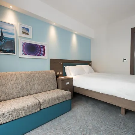Hampton By Hilton West End 3*