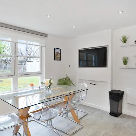 Spacious 4br Centre W/ Free Parking Apartamento Edimburgo