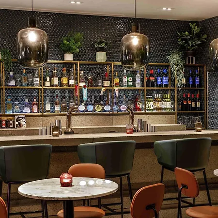 מלון Ibis Styles St Andrew Square 3*