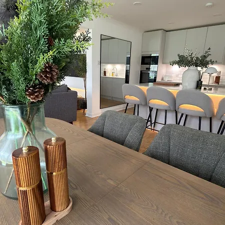 Apartament Lux 2 Bedroom Ground Floor
