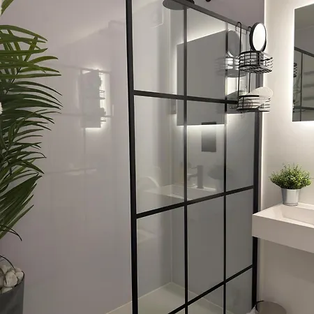 Lux 2 Bedroom Ground Floor Apartamento