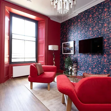 Апарт-отель 30 Castle Street 3*