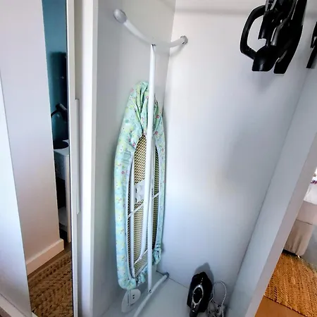 Homestay Cosy Guest In A Family With Private Bathroom And Free Parking