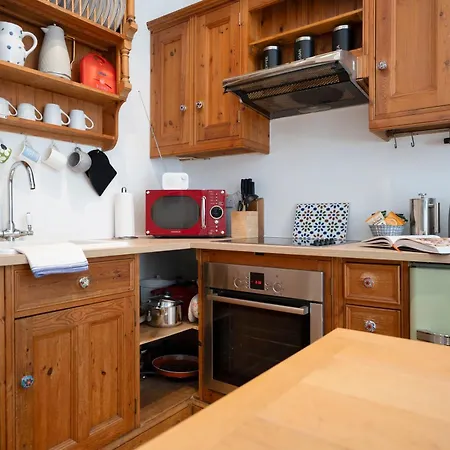 Apartamento Cozy With Character Vibrant Style Flat At Leith Links Park