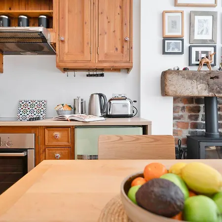Apartamento Cozy With Character Vibrant Style Flat At Leith Links Park Edimburgo