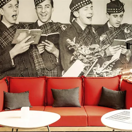 Ibis Centre Royal Mile 3*