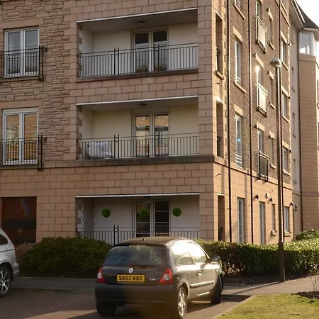 Powderhall Riverside Edinburg