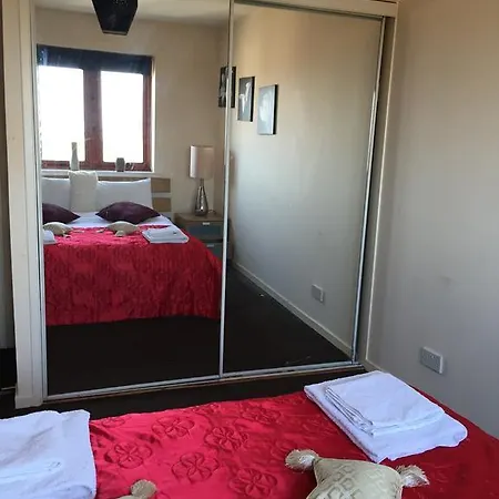 Lochend Apartment