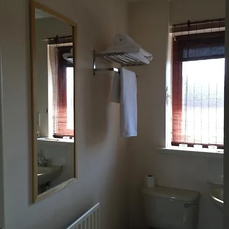 Lochend Apartment *