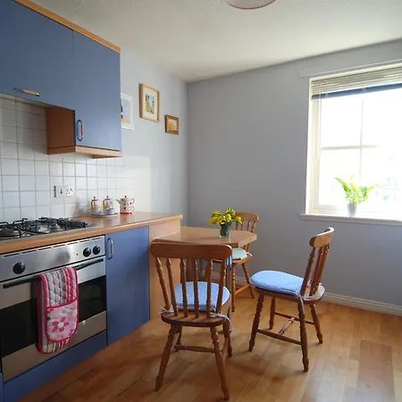 Huntingdon Place *