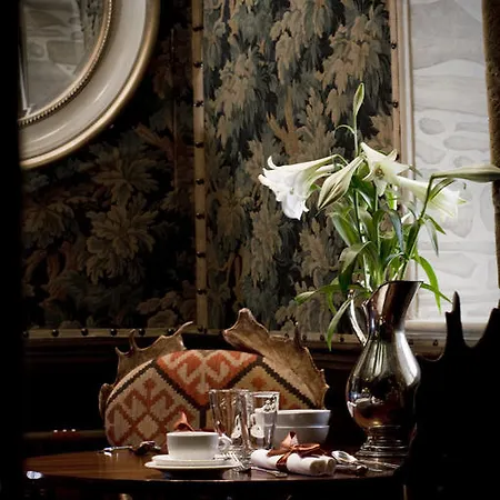 Hotel The Witchery By The Castle 5*