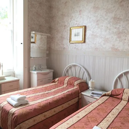 بيت ضيافة Menzies 3*