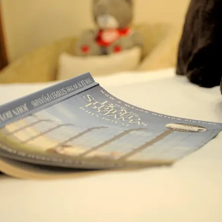 ゲストハウス Queens