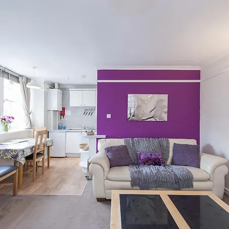 Apartamento Writers View, Royal Mile *