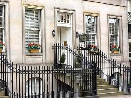 Lyncliff 2* Edinburgh
