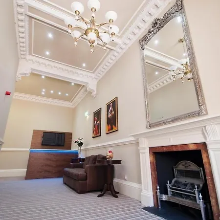 Palmerston 4*