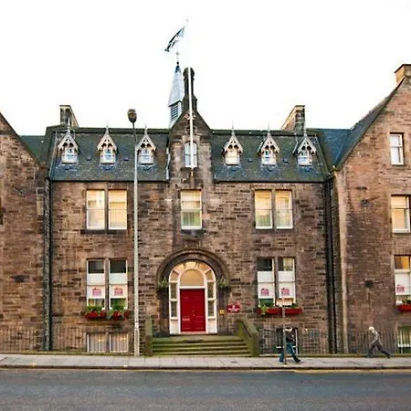 ホテル Leonardo 3*