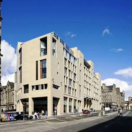 Radisson Collection Hotel, Royal Mile
